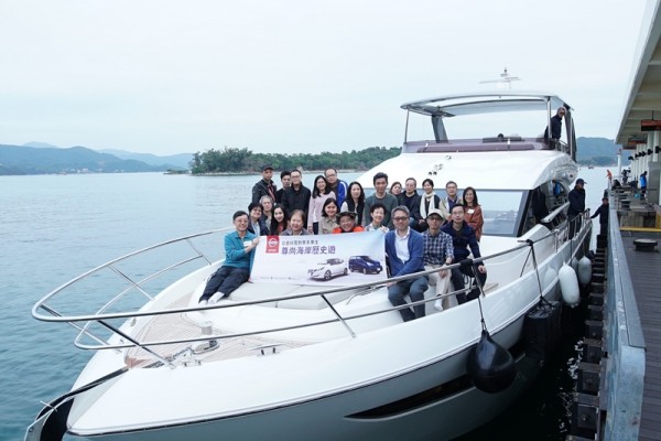 Exclusive Prestige Coastal Tour for Nissan EV owners